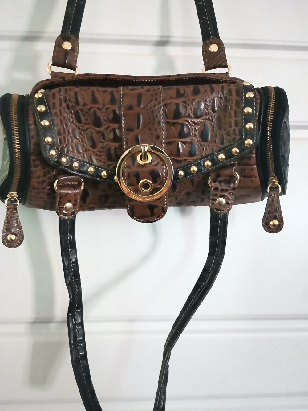 Brown Croc-Embossed Shoulder Bag with Gold Hardware